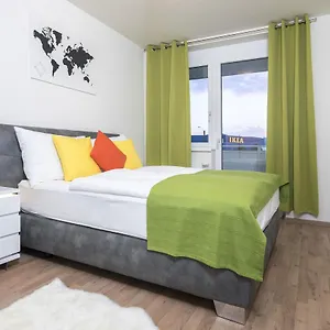 - Smart 4*, Graz Oostenrijk